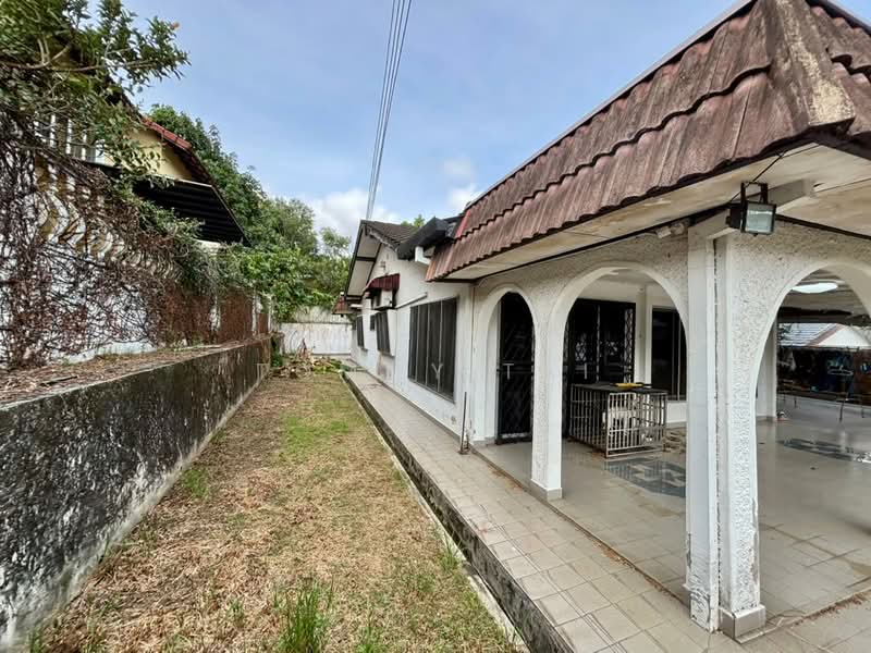 Rumah Banglo untuk Dijual di Taman Majidee (Johor Bahru) - Tommy Tai - Exterior - PropertyGuru.com.my