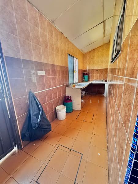 1-storey Terraced House for Sale in Taman Jaya Utama (Telok Panglima Garang) - Hairi Halim - PropertyGuru.com.my