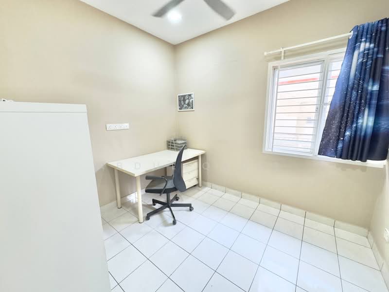 Rumah Bandar untuk Dijual di Kayu Ara (Selangor) - Abdul Qadir - PropertyGuru.com.my
