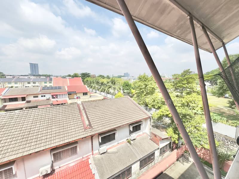 Rumah Bandar untuk Dijual di Kayu Ara (Selangor) - Abdul Qadir - PropertyGuru.com.my
