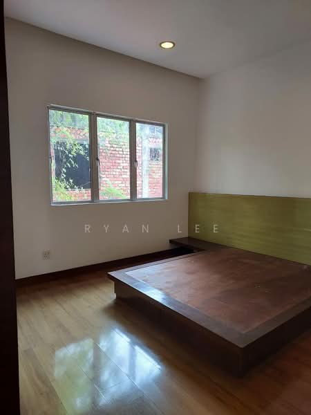 Semi-Detached House for Sale in Taman Aman Perdana (Kapar) - Ryan Lee - Bedroom - PropertyGuru.com.my