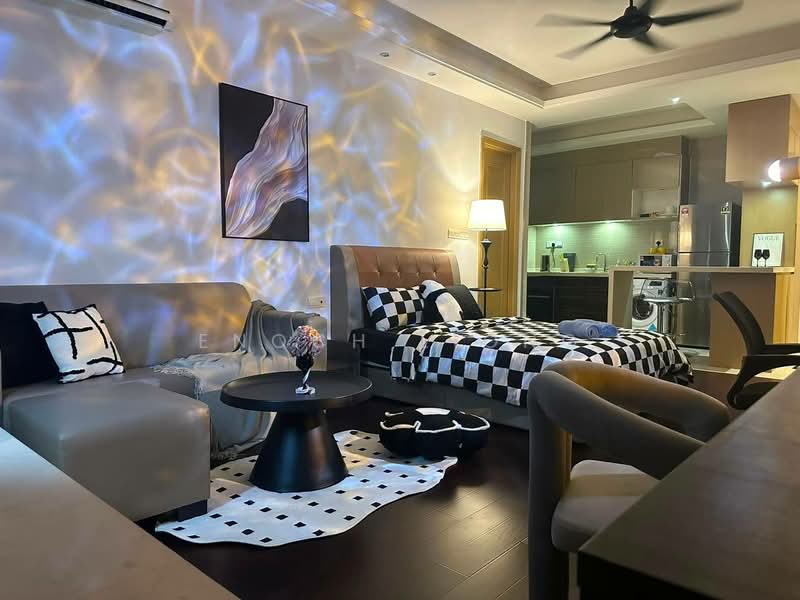 Servis Apartment untuk Disewa di R&F Princess Cove Phase 1 - Enoch Liong - Living Room - PropertyGuru.com.my