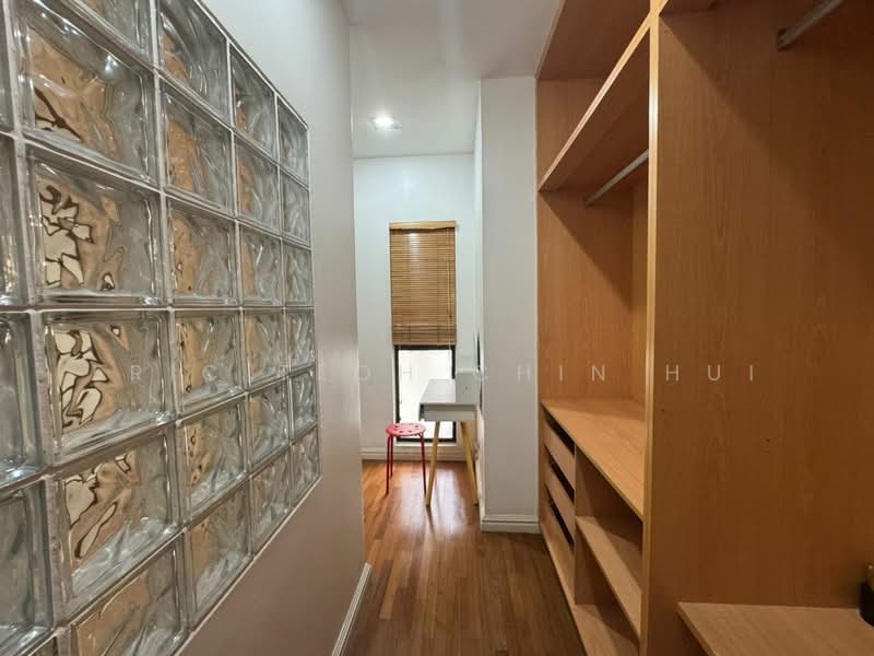 Semi-Detached House for Rent in Bukit Gita Bayu (Seri Kembangan) - Eric Teoh Chin Hui - Interior - PropertyGuru.com.my