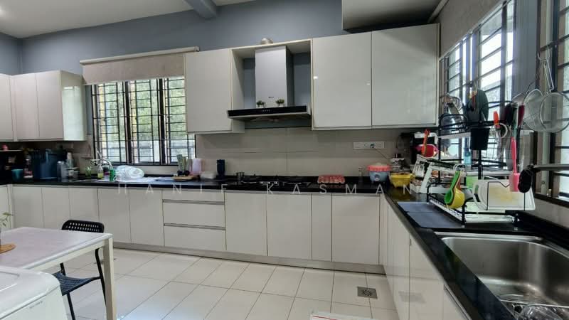 2-storey Terraced House for Sale in Alam Impian (Shah Alam) - Hanif Kasmani - PropertyGuru.com.my