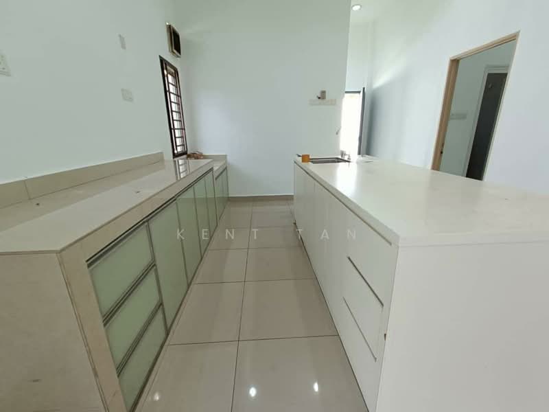 Rumah Banglo untuk Dijual di Taman Majidee (Johor Bahru) - Kent Tan - Kitchen - PropertyGuru.com.my