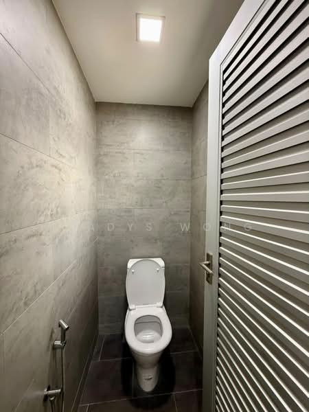 Shop / Office for Rent in Johor Bahru (Johor) - Gladys Wong - Bathroom - PropertyGuru.com.my