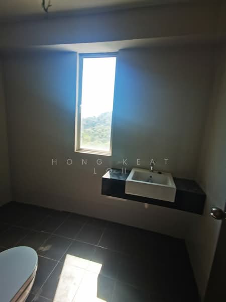 Condominium for Sale at Platinum III - Hong Keat Loh - Bathroom - PropertyGuru.com.my