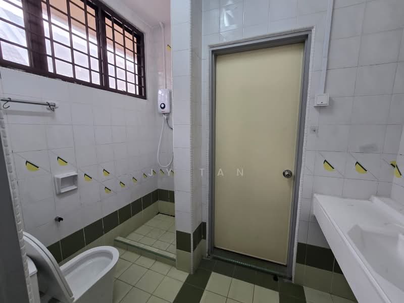 Rumah Teres 2 Tingkat untuk Disewa di Taman Suria (Johor Bahru) - JY Tan - PropertyGuru.com.my