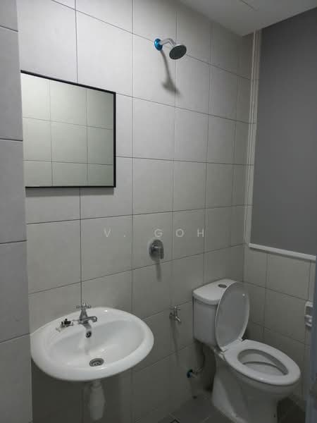 Kondominium untuk Dijual di Ferringhi Residence 2 - V. Goh - Bathroom - PropertyGuru.com.my