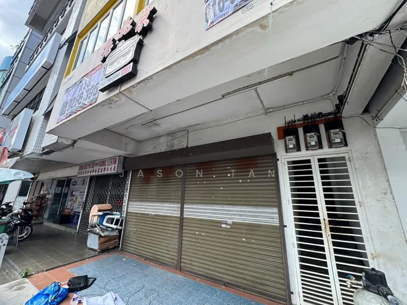 Shop / Office for Rent in Kawasan 18 (Klang) - Jason Tan - Exterior - PropertyGuru.com.my