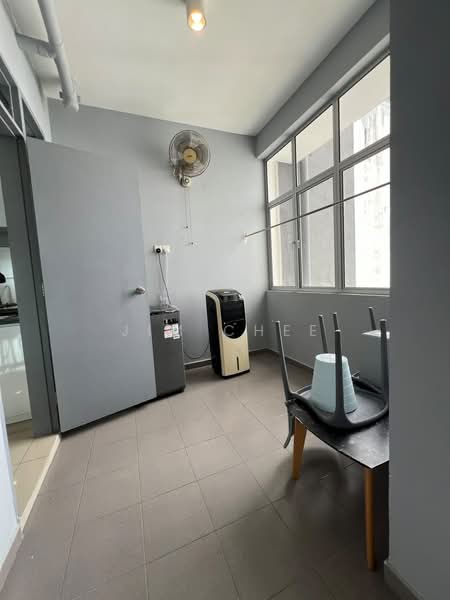 Condominium for Sale at Fairway Suites - Jim Chee - Interior - PropertyGuru.com.my