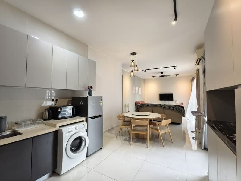 Condominium for Rent at Bay Laurel @ Country Garden Danga Bay - Jack Wong - Kitchen - PropertyGuru.com.my