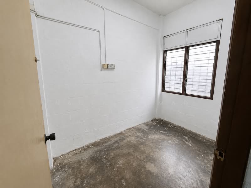 Flat for Sale at Rasah Jaya Flat - Naufal Ahmad Azahari - Interior - PropertyGuru.com.my