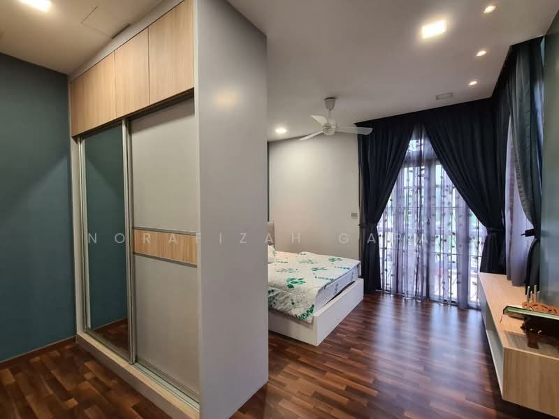 Semi-Detached House for Sale in Presint 18 (Putrajaya) - NoraFizah Gapar - Bedroom - PropertyGuru.com.my
