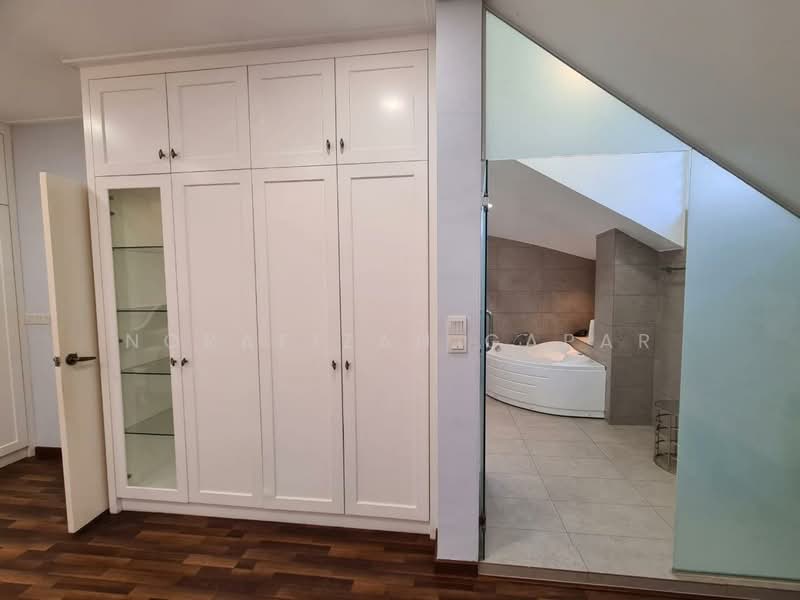 Semi-Detached House for Sale in Presint 18 (Putrajaya) - NoraFizah Gapar - Bathroom - PropertyGuru.com.my