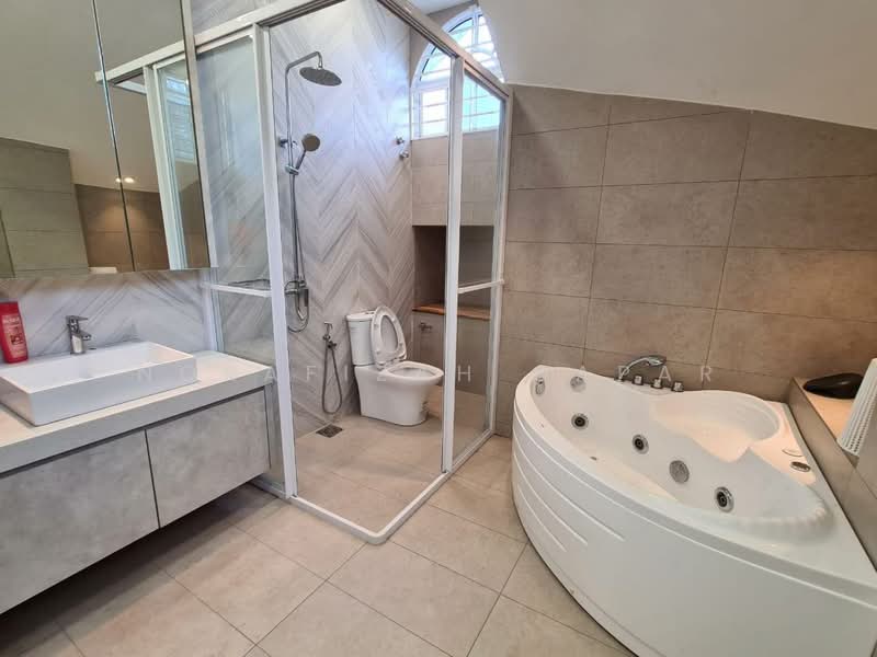 Semi-Detached House for Sale in Presint 18 (Putrajaya) - NoraFizah Gapar - Bathroom - PropertyGuru.com.my