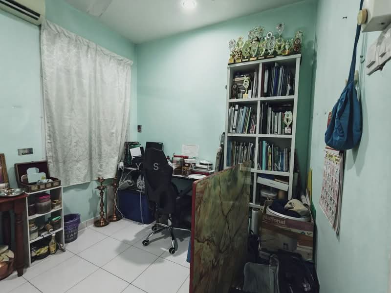 Servis Apartment untuk Dijual di Jentayu Residensi @ Tampoi - Crystal Tan - Study - PropertyGuru.com.my