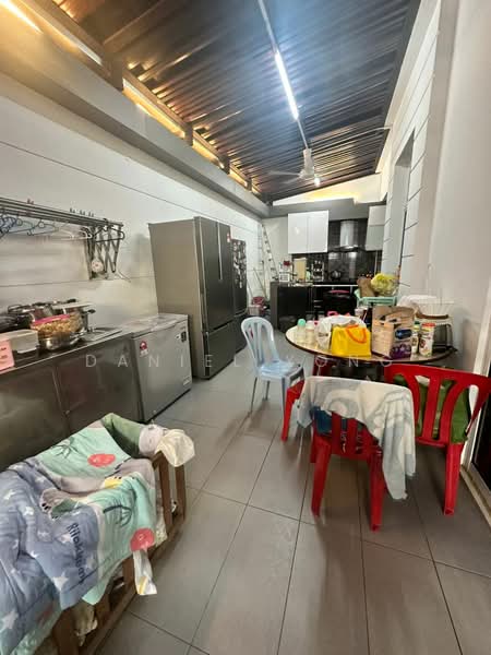 Rumah Berkembar untuk Dijual di Taman Impian Emas (Skudai) - Daniel Yong - Kitchen - PropertyGuru.com.my