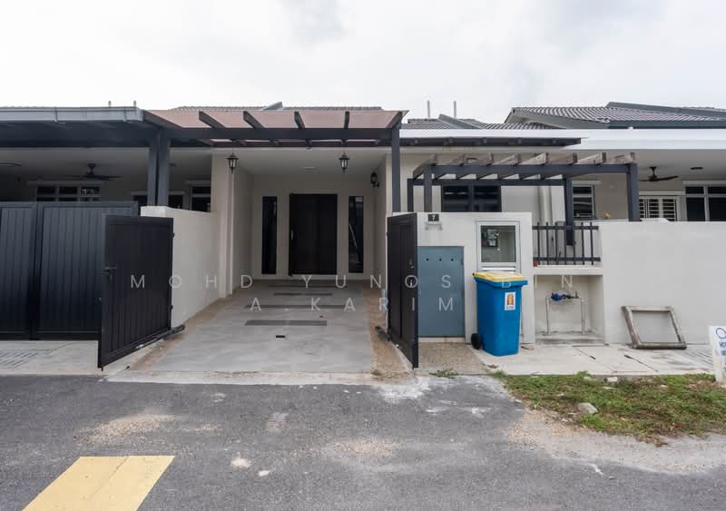 Rumah Teres 1 Tingkat untuk Dijual di Telok Panglima Garang (Selangor) - Mohd Yunos Bin A.Karim - Exterior - PropertyGuru.com.my