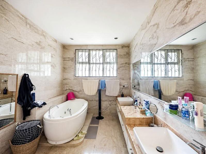 Bungalow House untuk Dijual di Sunway Damansara (Kota Damansara) - Vincent Liaw - Bathroom - PropertyGuru.com.my