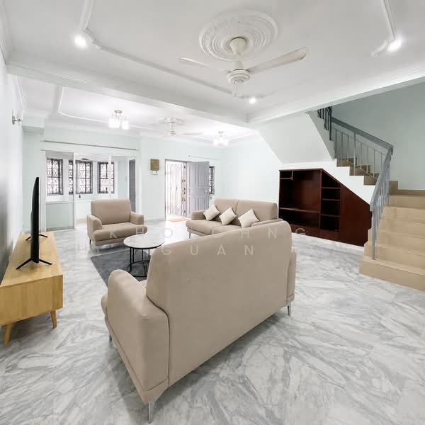 2-storey Terraced House for Sale in BANDAR PUCHONG JAYA (Puchong) - Kho Chng Guan - Living Room - PropertyGuru.com.my