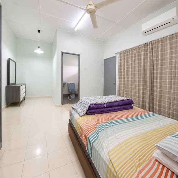 2-storey Terraced House for Sale in BANDAR PUCHONG JAYA (Puchong) - Kho Chng Guan - Bedroom - PropertyGuru.com.my