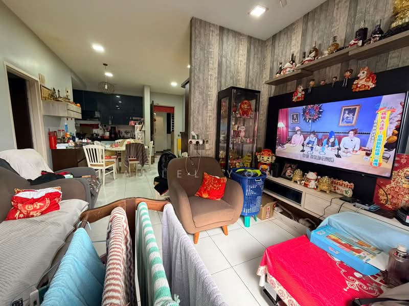 Servis Apartment untuk Dijual di Sky Oasis Residence (Pangsapuri Oasis 1) - Daniel Yong - Living Room - PropertyGuru.com.my