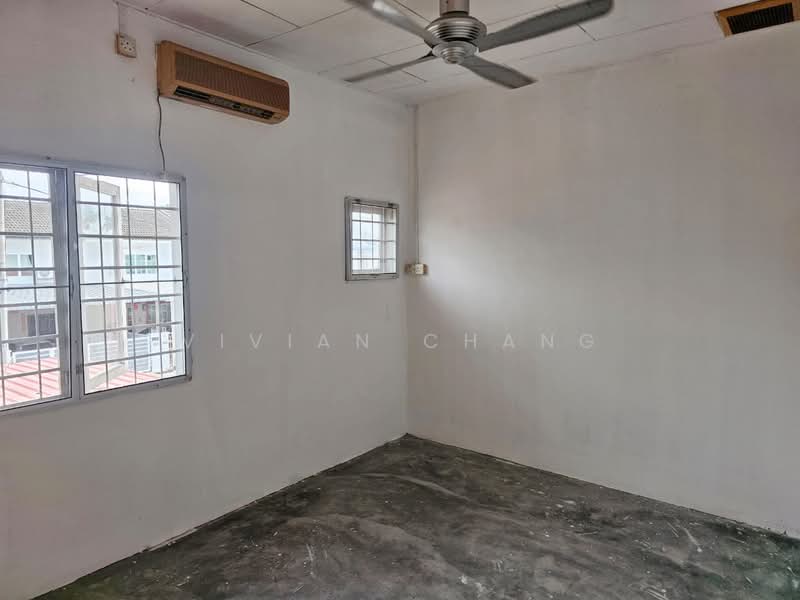 Rumah Teres 2 Tingkat untuk Dijual di Parit Buntar (Perak) - Vivian Chang - PropertyGuru.com.my