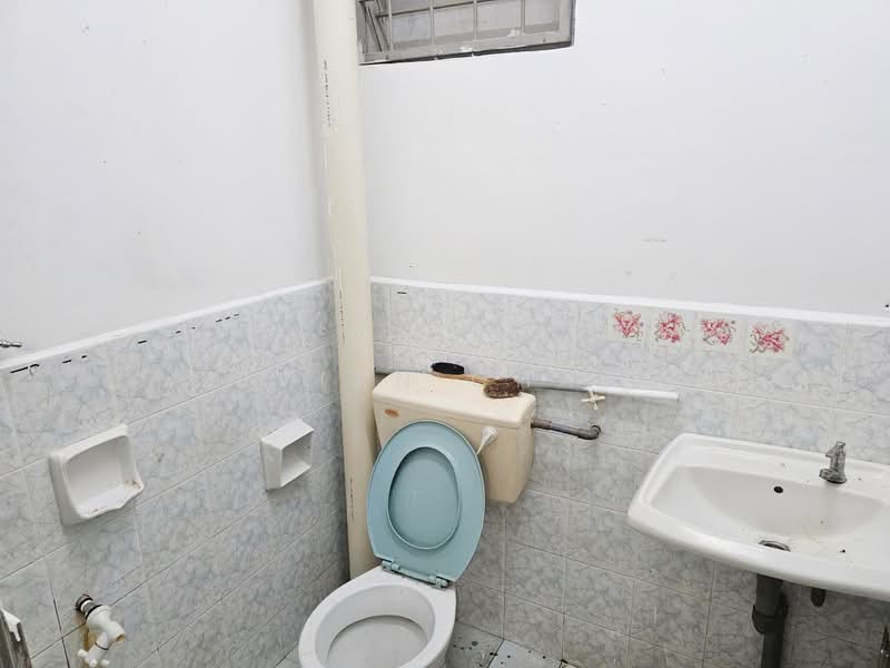 Rumah Teres 2 Tingkat untuk Dijual di Parit Buntar (Perak) - Vivian Chang - PropertyGuru.com.my