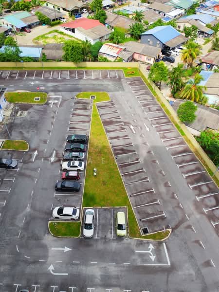 Apartment for Rent at Seri Molek Perdana - Izmaeljb . - Open Parking - PropertyGuru.com.my