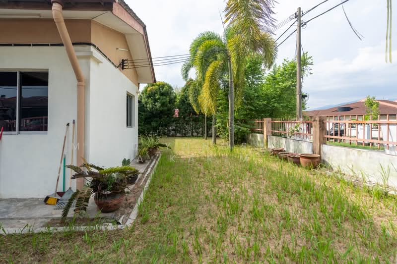 1-storey Terraced House for Sale in Semenyih (Selangor) - Mohd Yunos Bin A.Karim - Exterior - PropertyGuru.com.my