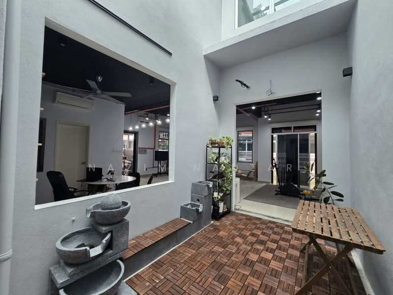 Semi-Detached House for Sale in Taman Sri Bayu (Sepang) - Nazim Nadzar - PropertyGuru.com.my