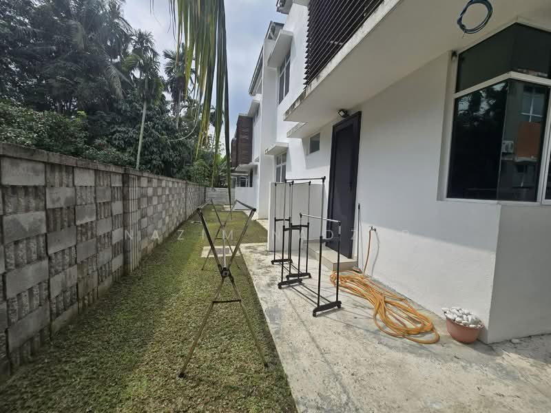 Semi-Detached House for Sale in Taman Sri Bayu (Sepang) - Nazim Nadzar - PropertyGuru.com.my