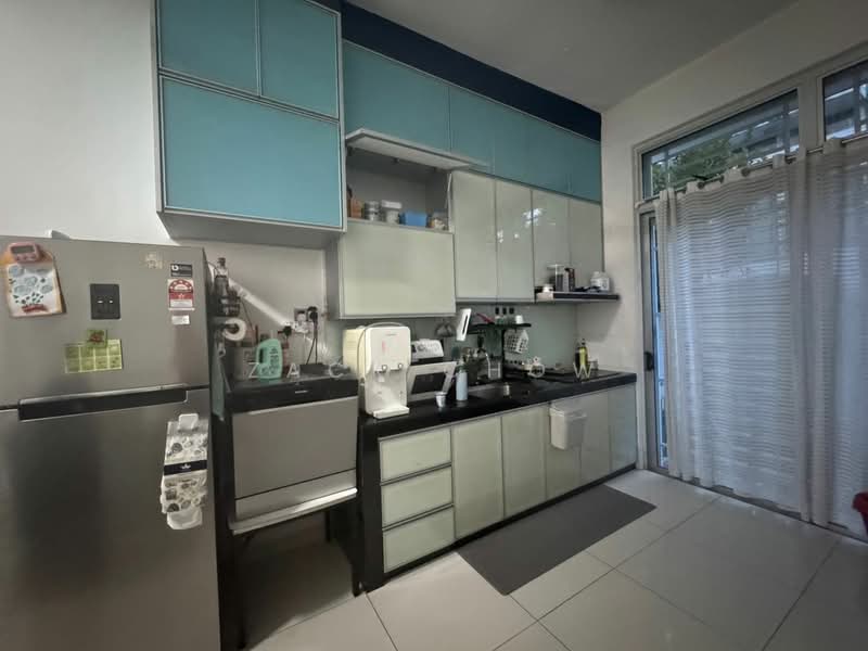 Rumah Teres 2 Tingkat untuk Dijual di Taman Eco Cascadia (Tebrau) - Zack Chow - Kitchen - PropertyGuru.com.my