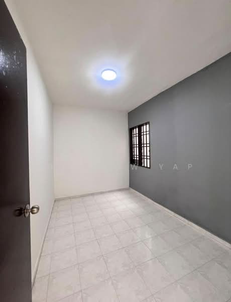 Apartment for Sale at Villa Krystal Apartment - Chin How Yap - Interior - PropertyGuru.com.my