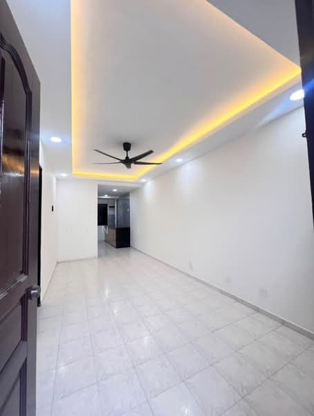 Apartment for Sale at Villa Krystal Apartment - Chin How Yap - Living Room - PropertyGuru.com.my