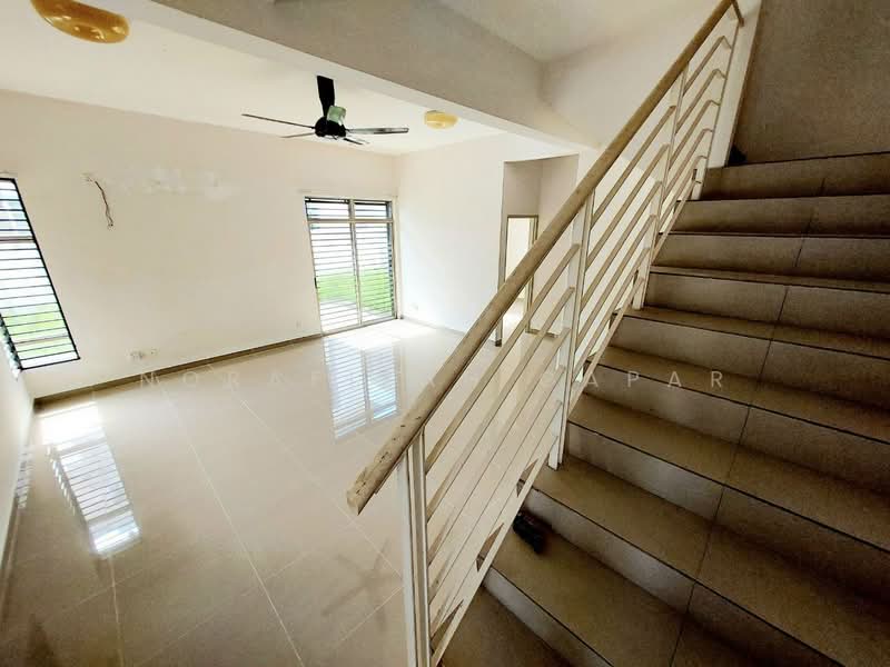 2-storey Terraced House for Sale in Jenjarom (Selangor) - NoraFizah Gapar - Living Room - PropertyGuru.com.my