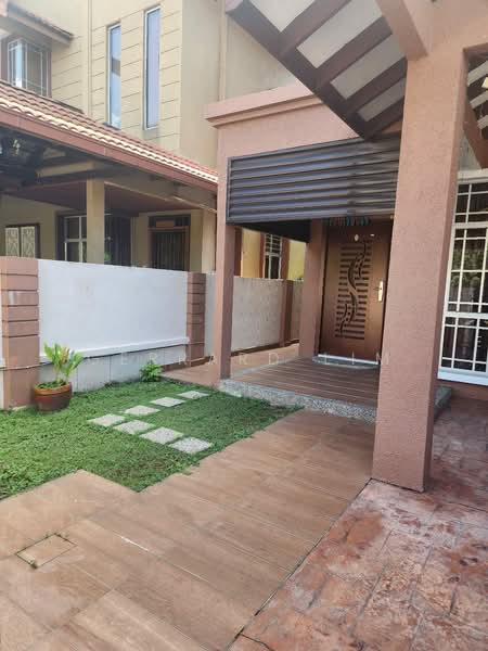 Link Bungalow for Sale in Taman Tasik Prima (Puchong) - Gerrard Lim - Exterior - PropertyGuru.com.my