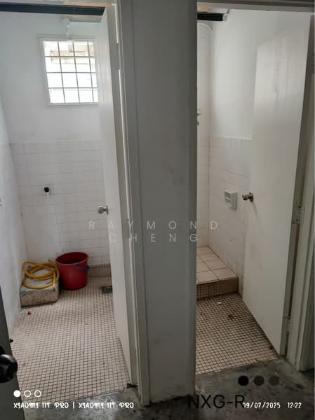 Kedai untuk Disewa di Taman Sri Andalas (Klang) - Raymond Cheng - Bathroom - PropertyGuru.com.my