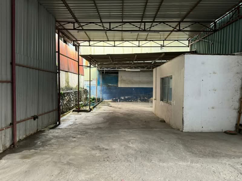 Semi-D Factory for Rent in Sungai Buloh (Selangor) - Andrew Seah - Exterior - PropertyGuru.com.my