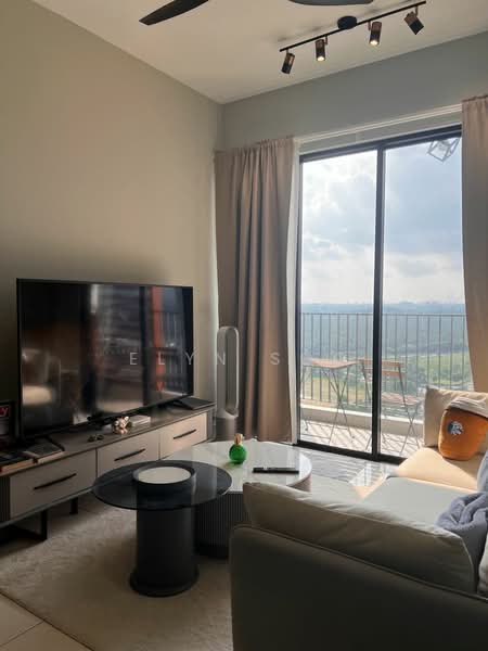 Servis Apartment untuk Disewa di The Amber Residence @ TwentyFive.7 - Elyn Soo - Living Room - PropertyGuru.com.my