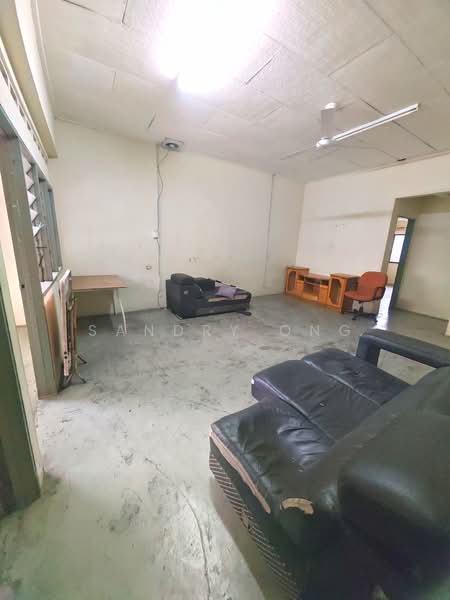 Kedai untuk Dijual di Kawasan Perindustrian Tampoi (Johor Bahru) - Sandry Ong - Living Room - PropertyGuru.com.my