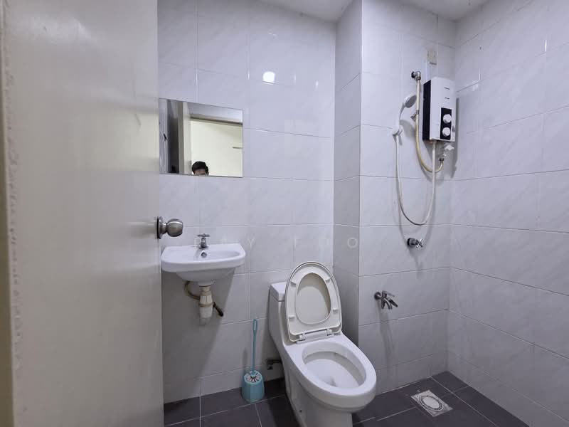 Pangsapuri untuk Disewa di Camellia Residences - Ray Foo - Bathroom - PropertyGuru.com.my
