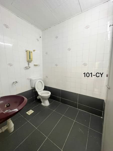 2-storey Terraced House for Rent in Taman Klang Jaya (Klang) - Raymond Cheng - Bathroom - PropertyGuru.com.my
