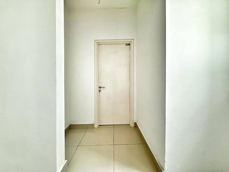 Apartment for Sale at Idaman Residence - Yong Ser - Corridor - PropertyGuru.com.my