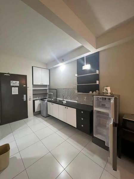 Pangsapuri untuk Dijual di Bayu Marina - Amir Raziq - Kitchen - PropertyGuru.com.my
