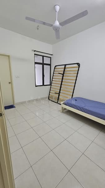 2-storey Terraced House for Rent in Rawang (Selangor) - Rajesh Kanesan - Bedroom - PropertyGuru.com.my