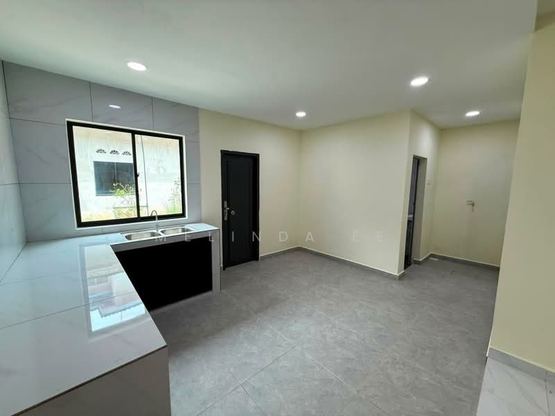 Rumah Teres 2 Tingkat untuk Dijual di Taman Pulai Indah (Johor Bahru) - Melinda Ee - Kitchen - PropertyGuru.com.my