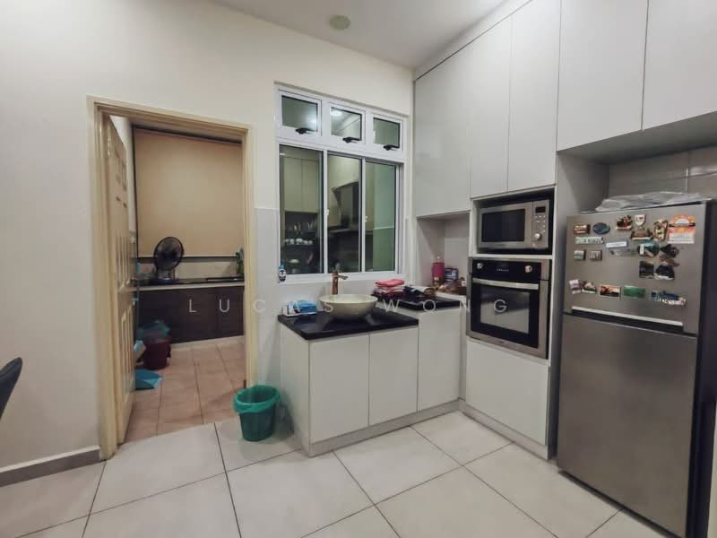 Pangsapuri untuk Dijual di Lagenda Tasek Luxurious Suite - Lucas Wong - PropertyGuru.com.my