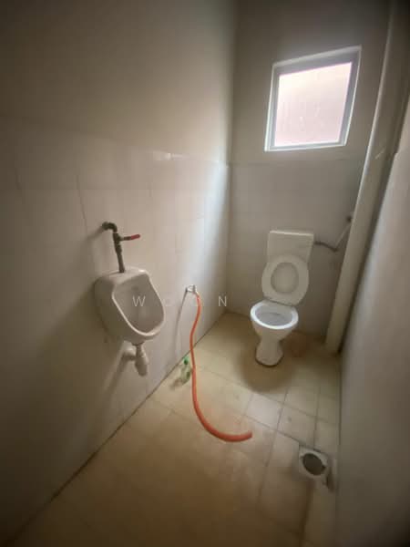 Kedai untuk Disewa di Pulau Melaka (Melaka City) - Woon . - PropertyGuru.com.my